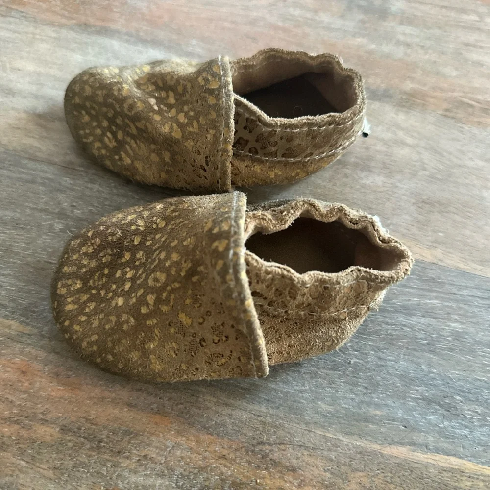 Suede Tan and Gold Leopard Print Shoes Moccasins